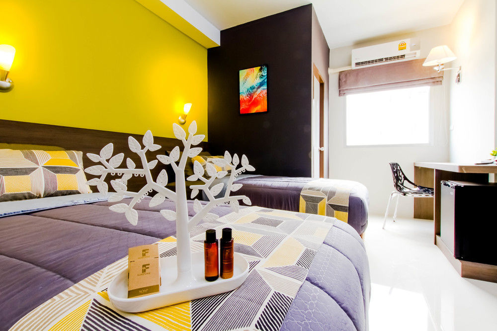 Fortune D Hotel Maesot Мае-Сот Экстерьер фото